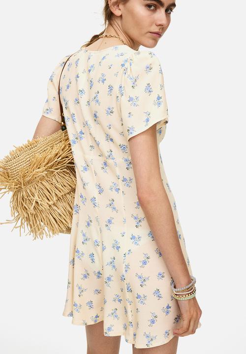 H&M - Flared-skirt viscose dress - light yellow/floral