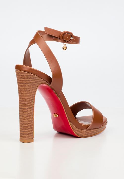 Miss Black - Mia 1 classic platform heel - tan