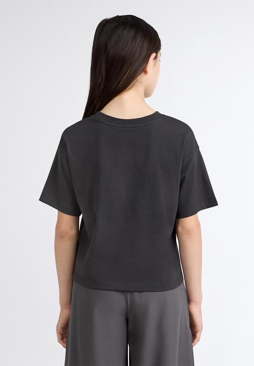 Converse - Cnvg S/S Dissected Ctp T-Shirt - Dark Matter