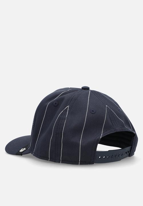 Goorin Bros. - Pinstripe Wolf - Navy