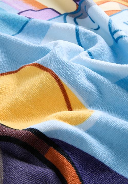 Character Group - Beach Towel - Bluey