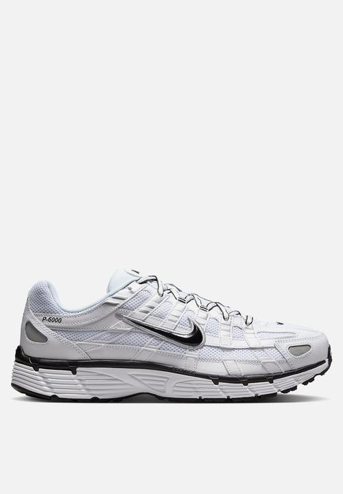 Nike - NIKE P-6000