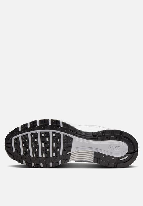Nike - NIKE P-6000