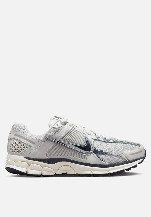 Nike - W NIKE ZOOM VOMERO 5