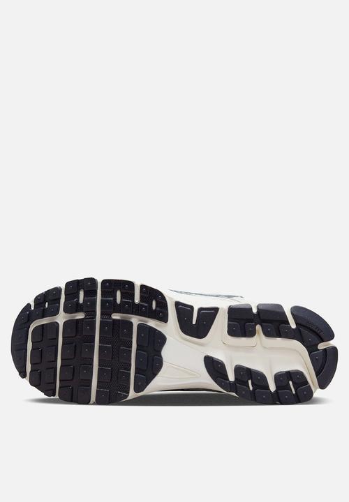 Nike - W NIKE ZOOM VOMERO 5