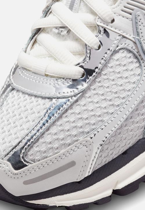 Nike - W NIKE ZOOM VOMERO 5