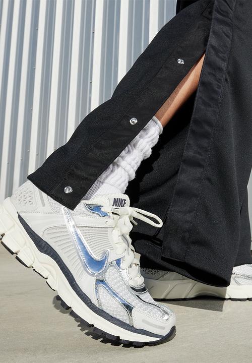 Nike - W NIKE ZOOM VOMERO 5
