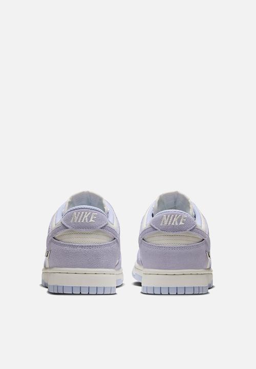 Nike - WMNS NIKE DUNK LOW SE
