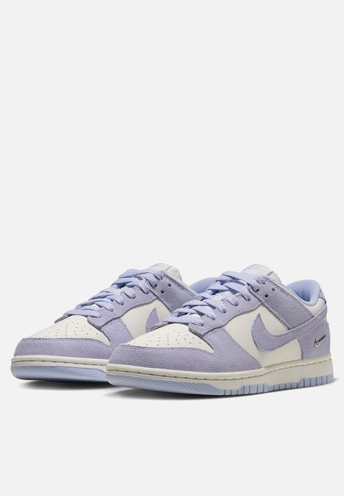 Nike - WMNS NIKE DUNK LOW SE