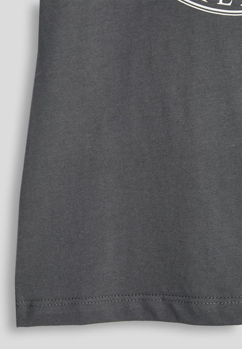 POLO - Boys Jake Printed Ss Tee - Gunmetal