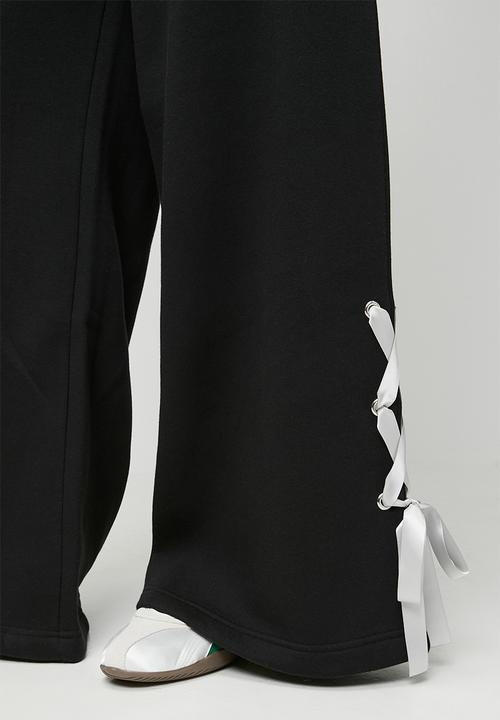 Reebok - Glitz Ribbon Jogger Pants - Black