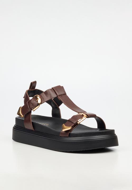 Rock & Co - Absolut 16 t-bar chunky sandal - chocolate