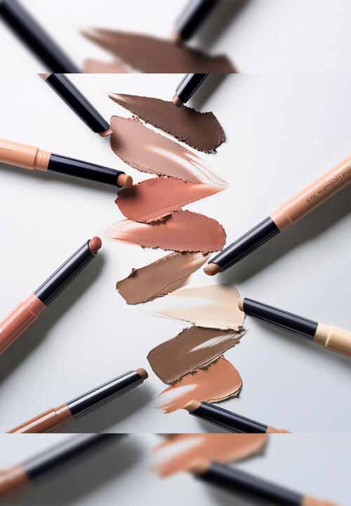Estee Lauder - The Essential Eyeshadow Stick - Oatmilk