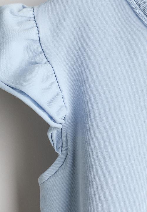 H&M - Flutter-sleeved top - light blue