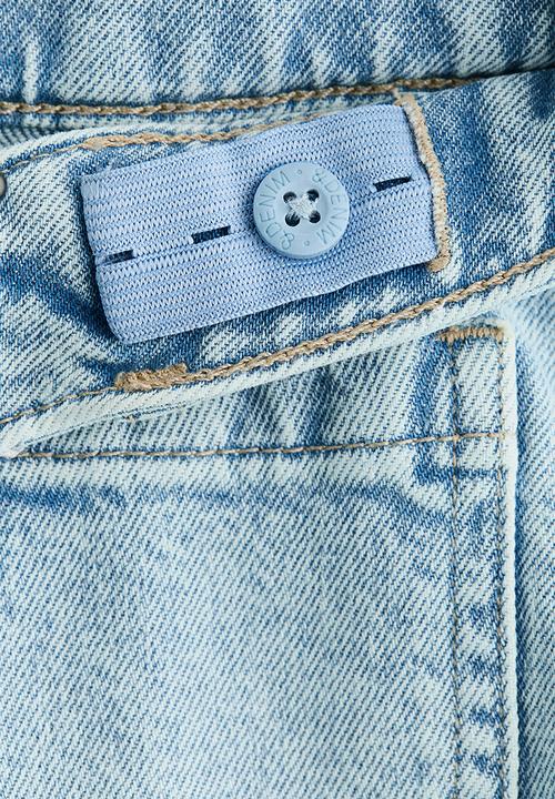 H&M - Relaxed fit denim shorts - light denim blue