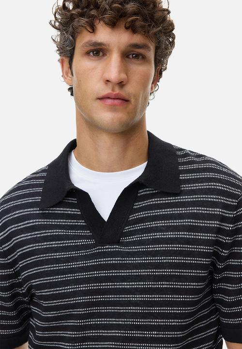H&M - Regular fit linen-blend polo shirt - black/striped
