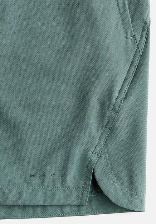 H&M - Sports shorts with drymove™ - frosty green
