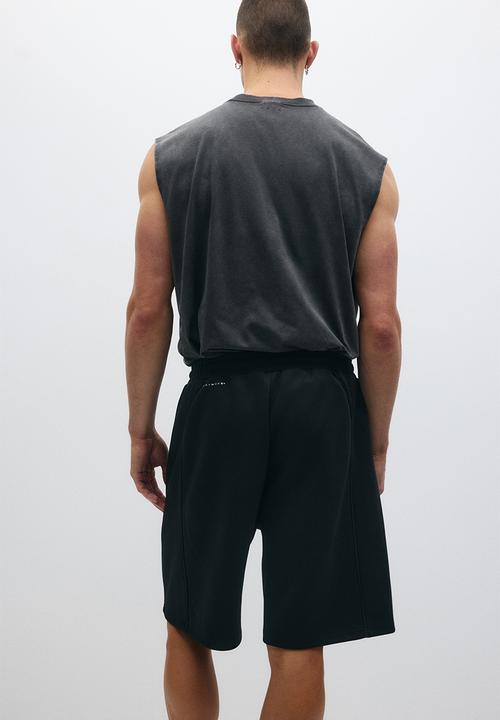 H&M - Loose fit sports shorts with drymove™ - black
