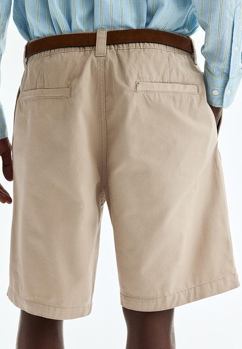H&M - Relaxed fit cotton chino shorts - beige