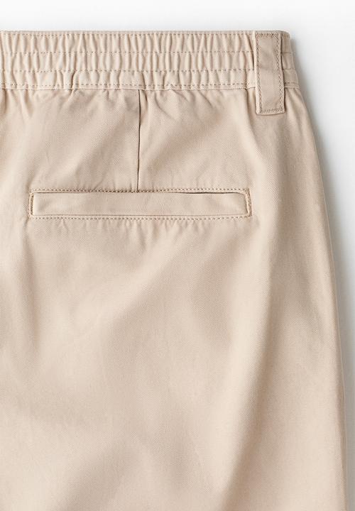 H&M - Relaxed fit cotton chino shorts - beige