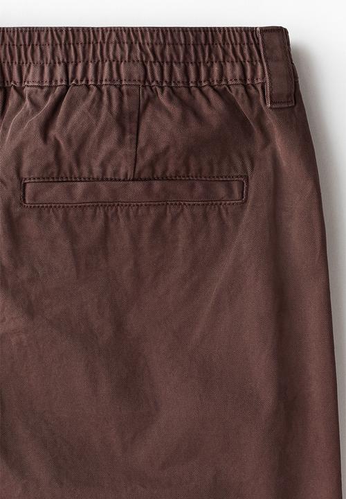 H&M - Relaxed fit cotton chino shorts - dark brown