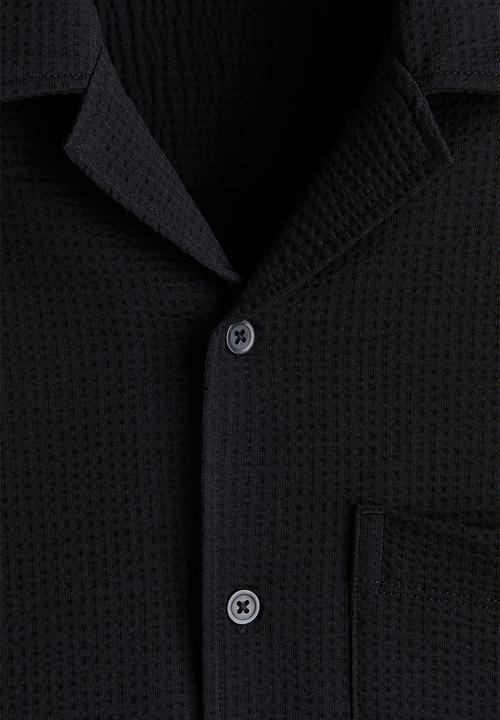 H&M - Relaxed fit waffled resort shirt - black