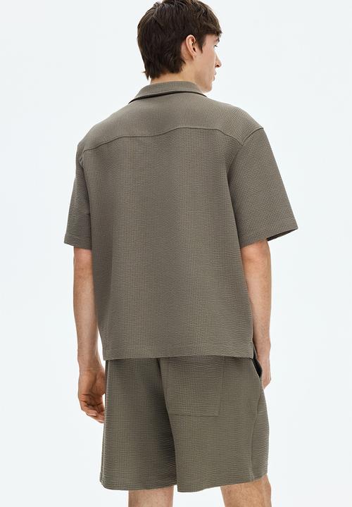 H&M - Relaxed fit waffled shorts - khaki green