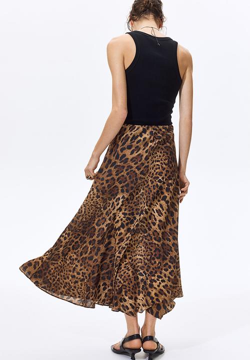 H&M - Viscose-blend maxi skirt - beige/leopard print