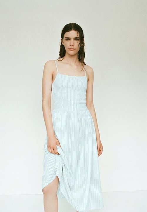 H&M - Smocked strappy dress - cream/light blue striped