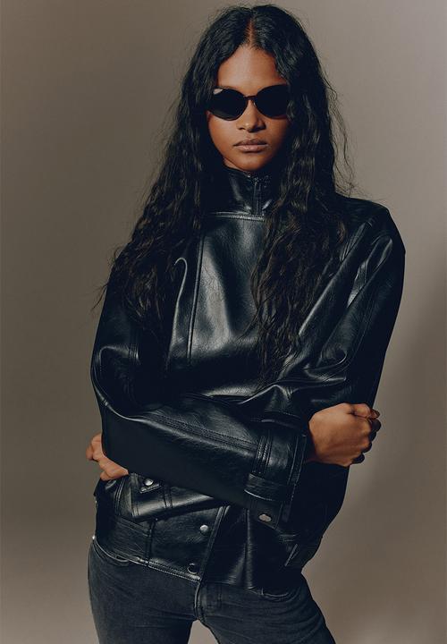 H&M - Oval sunglasses - black