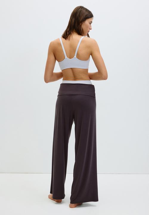 H&M - Foldover-waist yoga trousers - plum