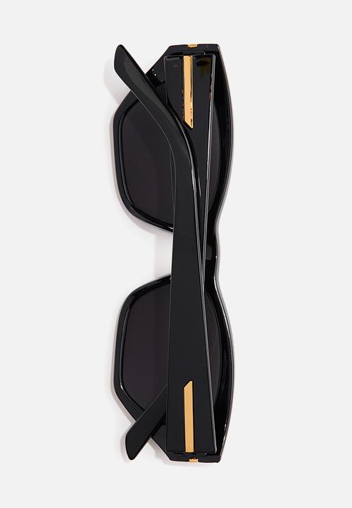 H&M - Cat-eye sunglasses - black