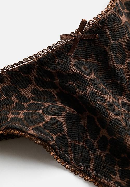 H&M - 5-pack cotton thong briefs - brown/leopard print