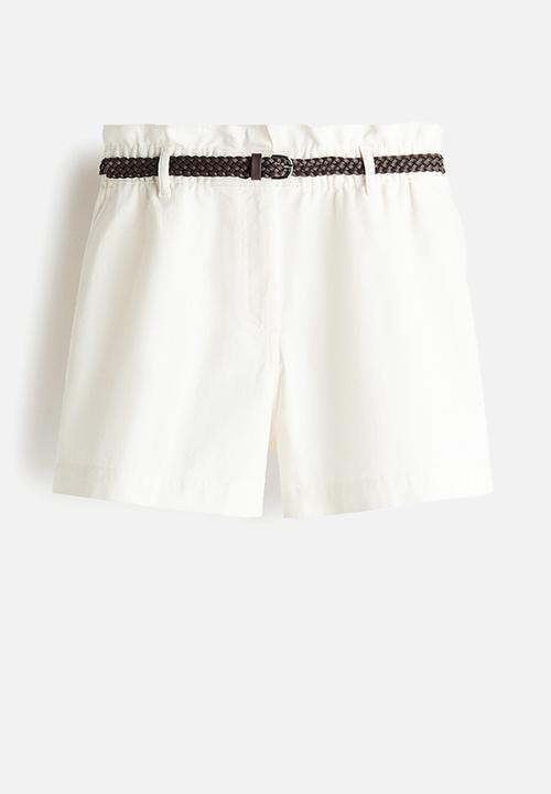 H&M - Belted twill shorts - white