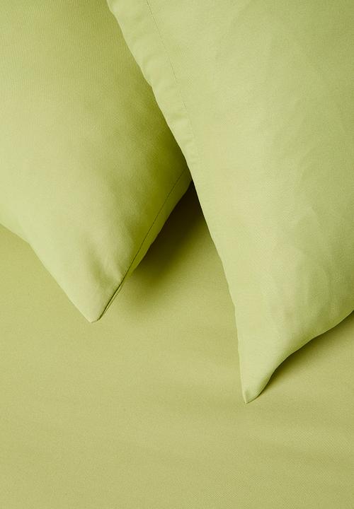 Sixth Floor - Recycled microfibre duvet set Meadow