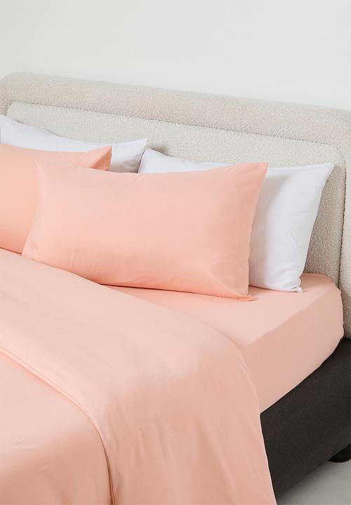 Sixth Floor - Recycled microfibre fitted sheet set Soft Pink