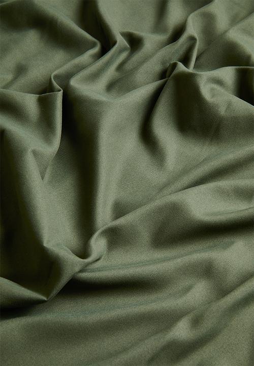 Sixth Floor - Recycled microfibre fitted sheet Olive