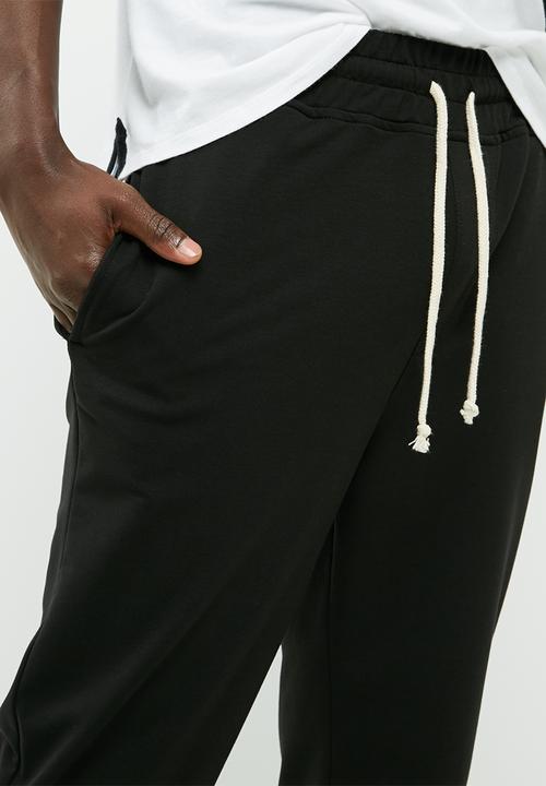 basicthread - Basic slim fit sweatpant