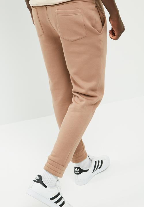 basicthread - Basic slim fit sweatpant