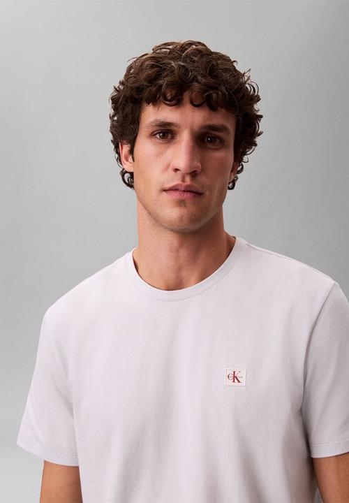 Calvin Klein - 2Pk Badge T-Shirts - Bright White/Marble Gray