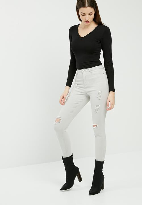 dailyfriday - Fitted v-neck top