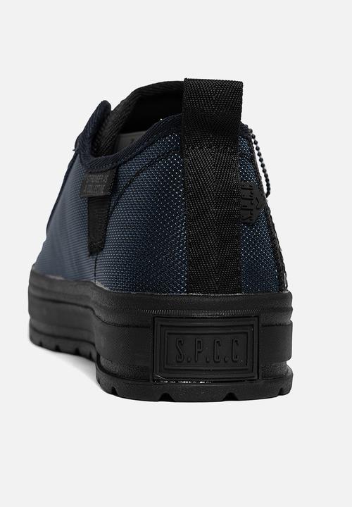 S.P.C.C - Surge Delta Lo Sneakers  - Navy