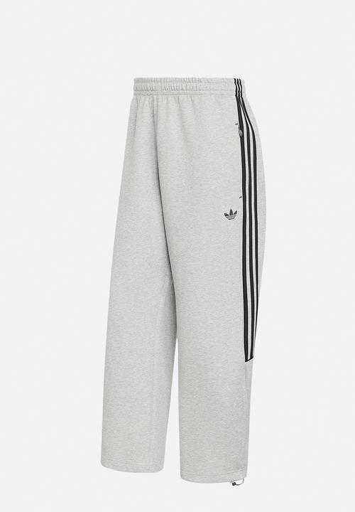 adidas Originals - Spacer Teamgeist 26 Cutline Open Hem Pants - Grey Heather/Blk