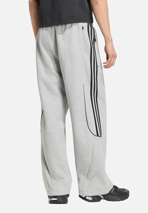 adidas Originals - Spacer Teamgeist 26 Cutline Open Hem Pants - Grey Heather/Blk