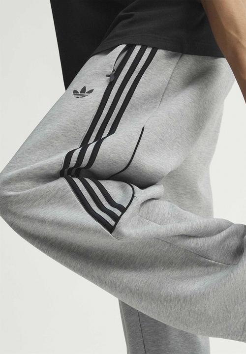 adidas Originals - Spacer Teamgeist 26 Cutline Open Hem Pants - Grey Heather/Blk