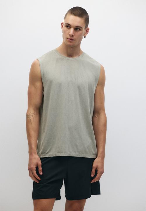 H&M - Regular fit sports vest top with drymove? - beige