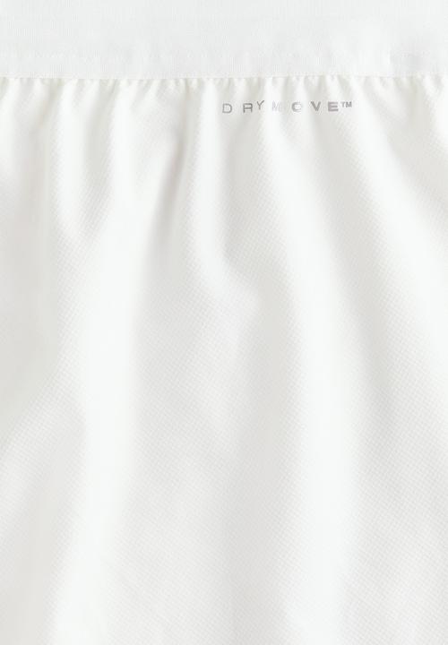 H&M - Regular fit tennis shorts with drymove™ - white
