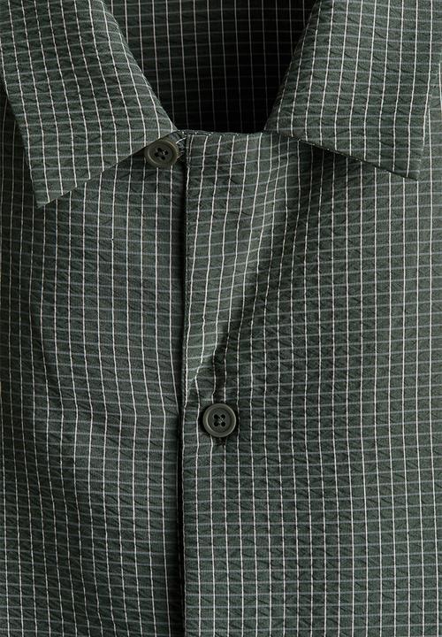 H&M - Relaxed fit short-sleeved resort shirt - khaki green/checked