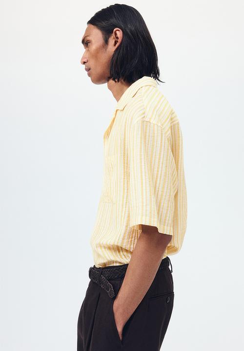 H&M - Relaxed fit resort shirt - yellow/striped