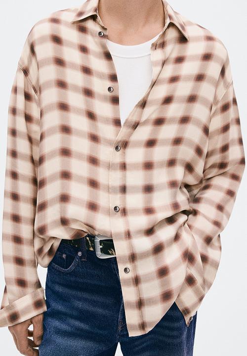 H&M - Slim fit cupro shirt - cream/checked